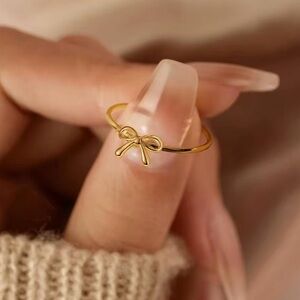 Delicate Gold Bow Ring 6, 7 , 8